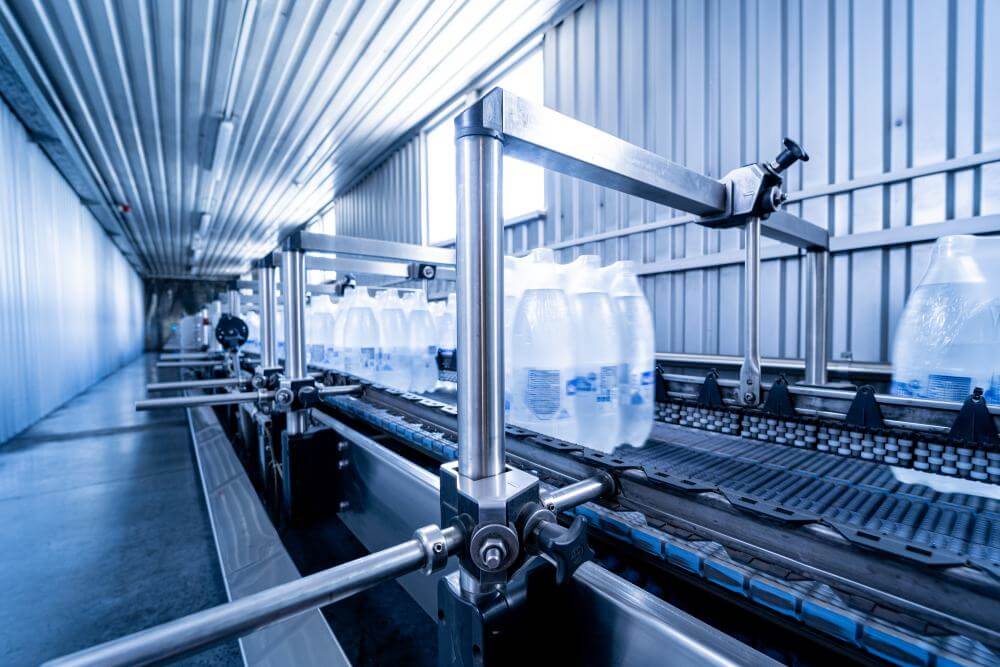 Mastering OEE in CPG Manufacturing: A Guide for High-Speed Operations