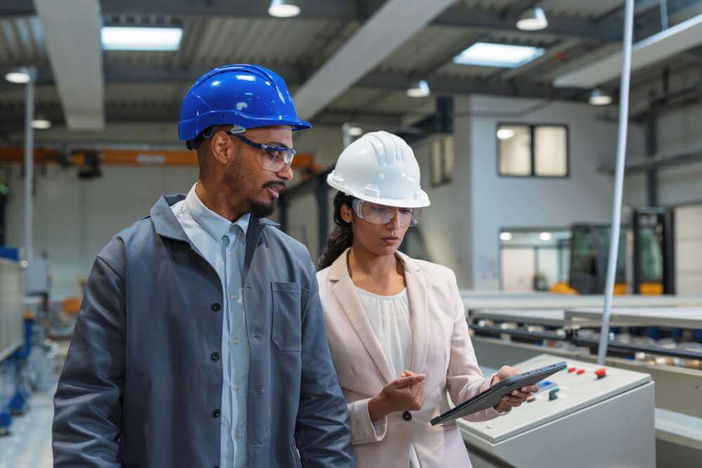 5 Best Automatic OEE Tracking Systems to Replace Manual Data Entry (2026)