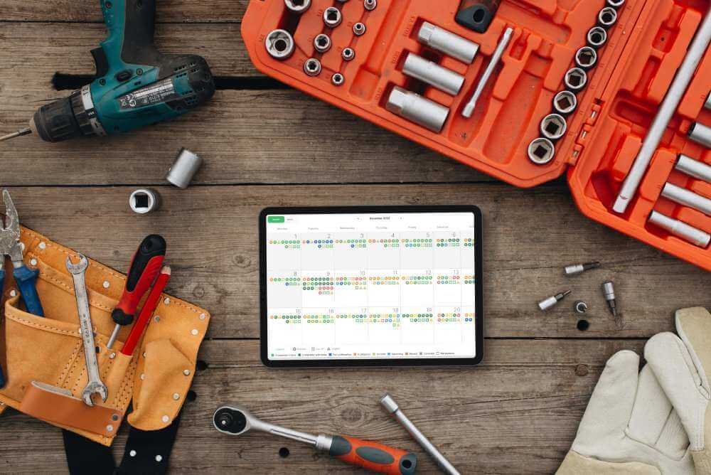 Best CMMS Software for Vinyl Window and Door Manufacturing: The 2026 Guide