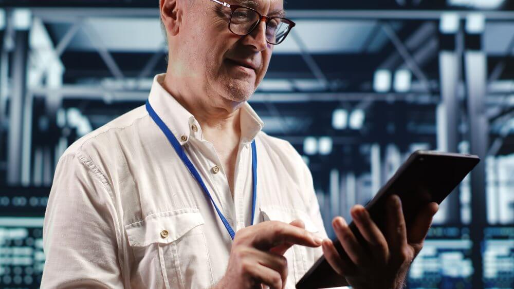 7 Best Condition Monitoring Software Tools for Manufacturing (2025)