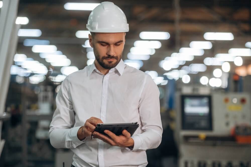 5 Best IBM Maximo Alternatives for Manufacturing (2025)