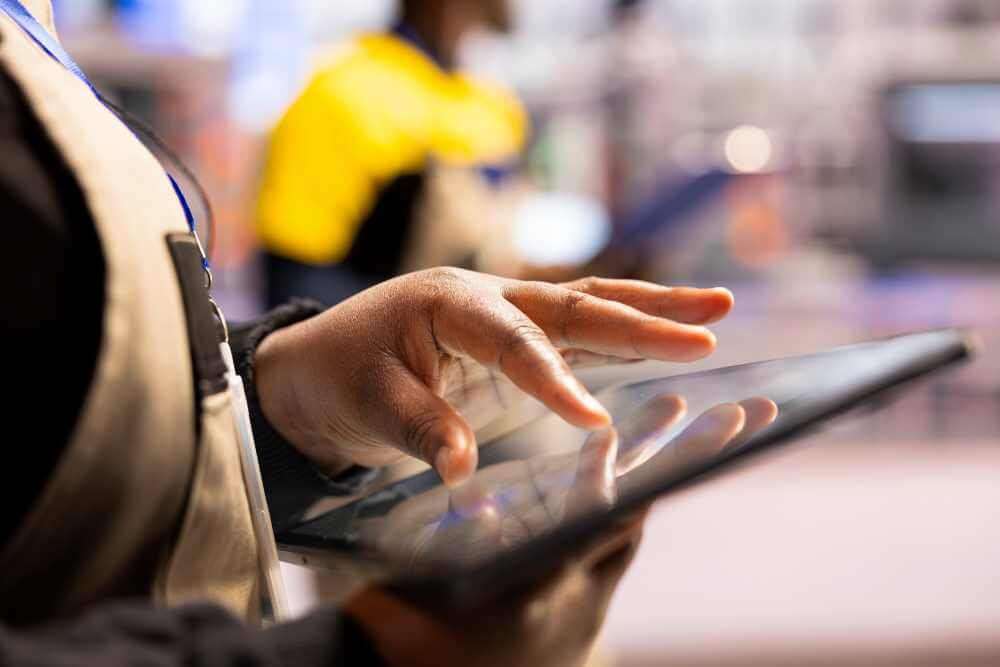 5 Best Integrated OEE and CMMS Platforms for North American Food Manufacturing Groups: 2026 Review