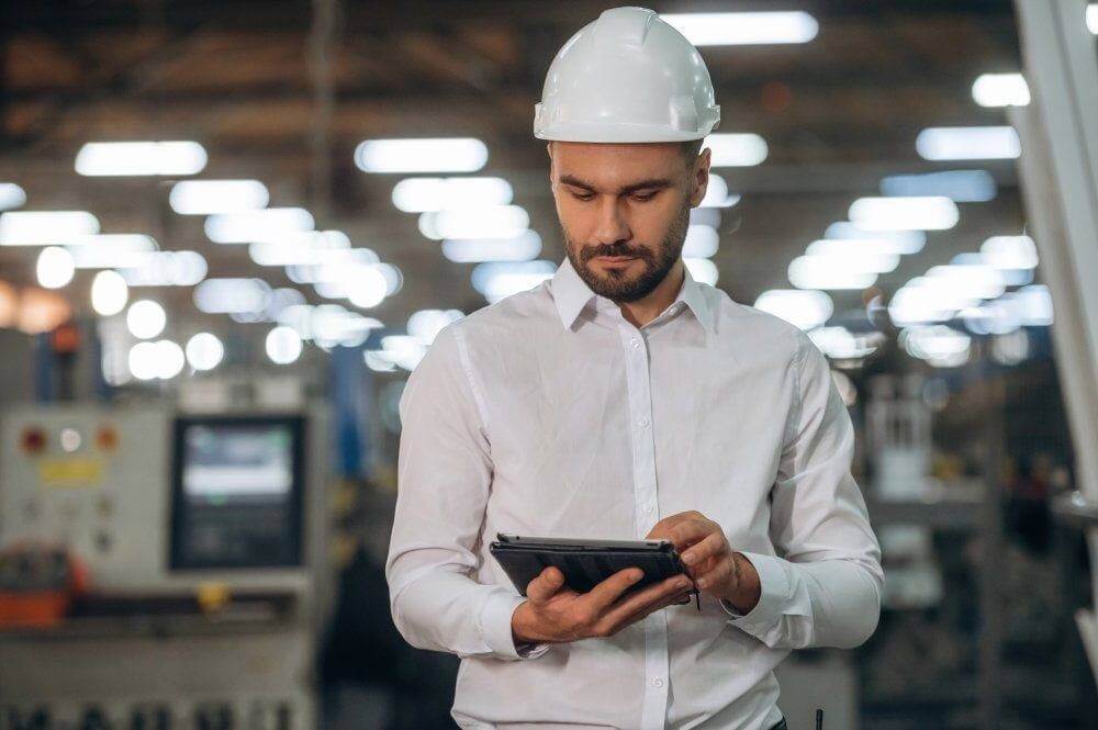 5 Best Maintenance Software Tools for Industrial Glass Tempering & Laminating Lines (2026 Review)