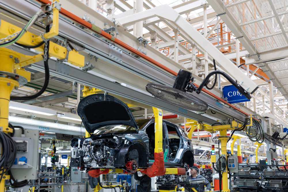 6 Best OEE Software Tools for Automotive Manufacturing (2026 Review)