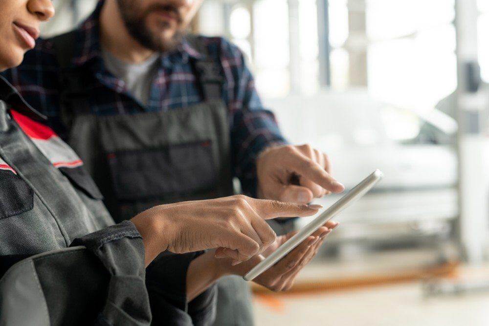 6 Best OEE Software Tools for High-Mix / Low-Volume Job Shops (2026 Review)