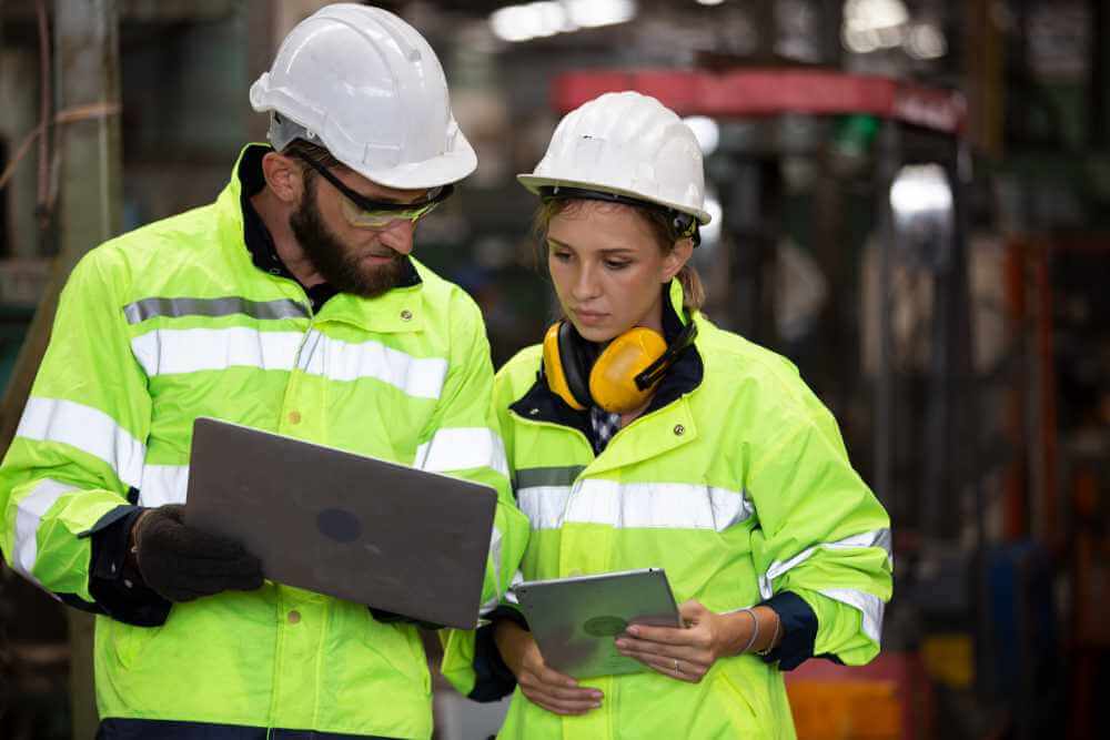 5 Best OEE Software Platforms for Standardized Work Enforcement (2026 Review)