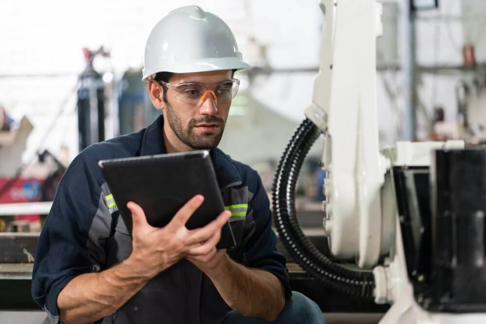 5 Best WorkTrek Alternatives for Manufacturing (2025 Review)