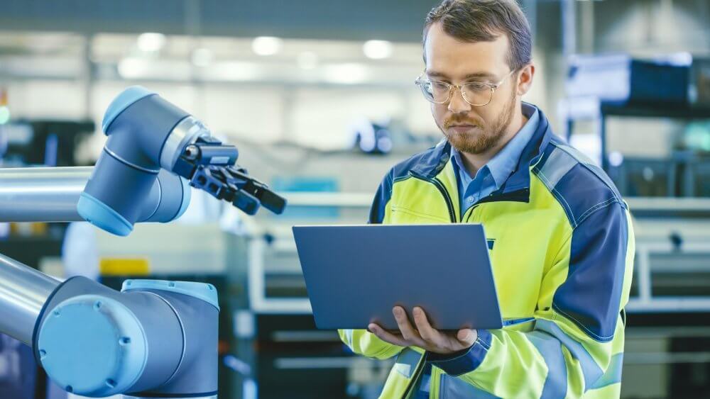 CMMS vs. MES vs. ERP: Building the Perfect Manufacturing Tech Stack (2026)