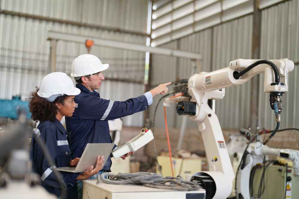 Connected Worker Software: Bridging the Skills Gap in Manufacturing (2026 Guide)