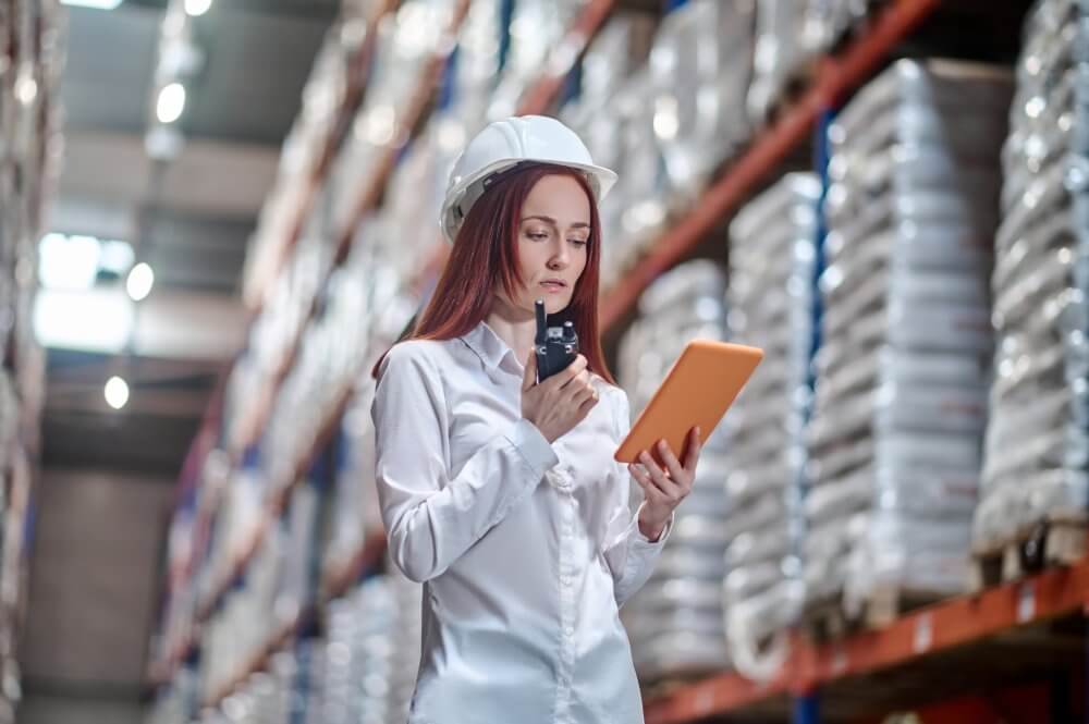 Contractor Management: How to Track External Technicians in Your CMMS