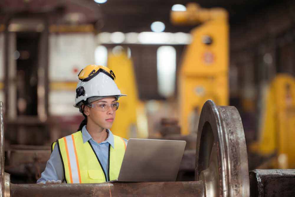 Micro-Stops in Manufacturing: The "Silent Killer" of OEE