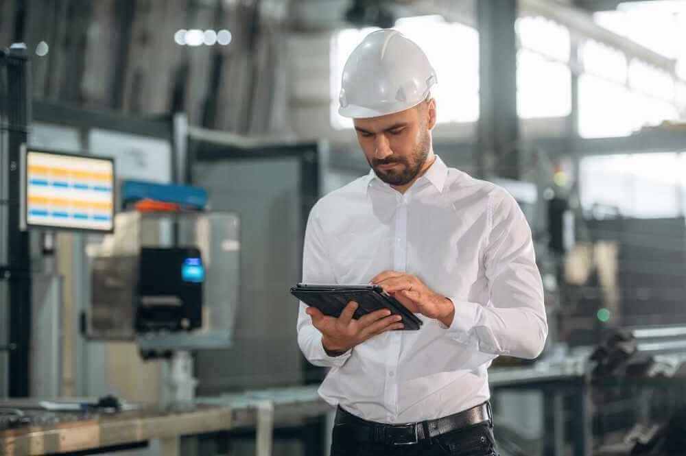 OEE Software Requirements Checklist: Why a Dashboard Isn't Enough