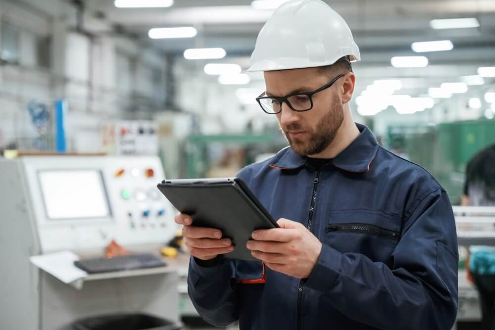 The 5 Best Rugged Tablets for Manufacturing in 2025
