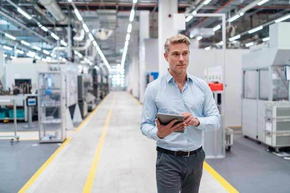 Total Productive Maintenance (TPM): The 8 Pillars of Reliability (2026 Guide)