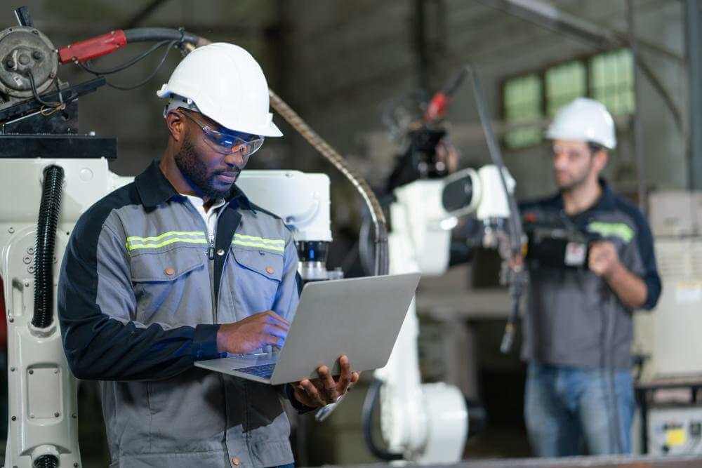 Why Your OEE Score Isn't Moving: The Transition Guide from Monitoring to Action